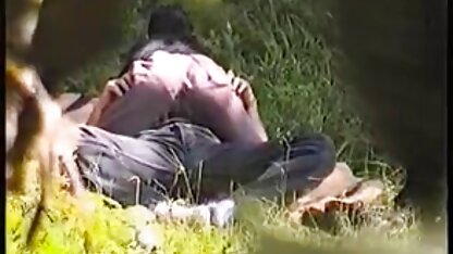 Redhead núm vú blowjob và nhảy sec vanganh trên tinh ranh