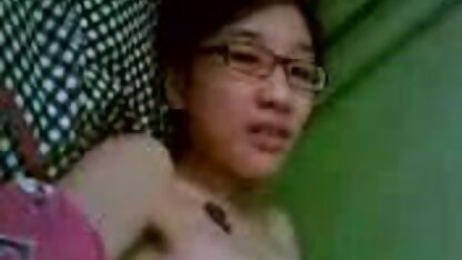 Maya Ray thể hiện clip sec vang anh mình