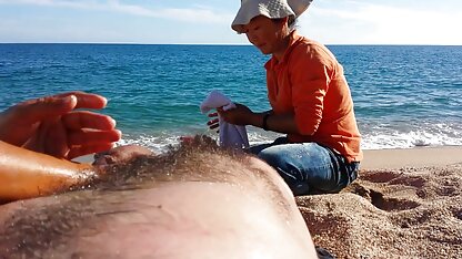 Svetlana N phin sec vang anh và cô ấy ngực nhỏ