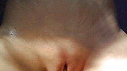 Natalia nóng bỏng bên nhat ki vang anh sec những tảng đá