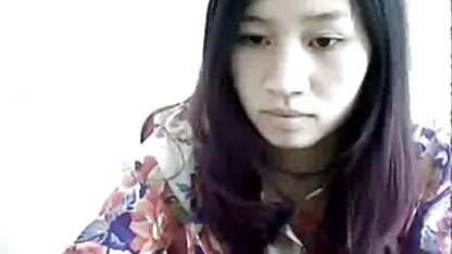 Frostbitten đĩ thủ dâm trên mui xe phim sec vang