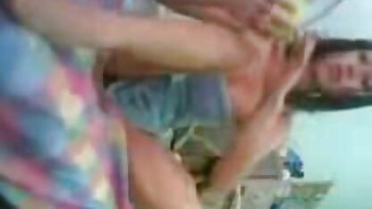 Kích thích handjob với xem sec thuy linh máy rung cho 18yo Alice